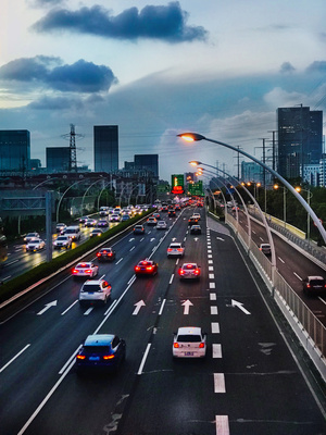 上海市-中环-城市-马路-道路 图片素材