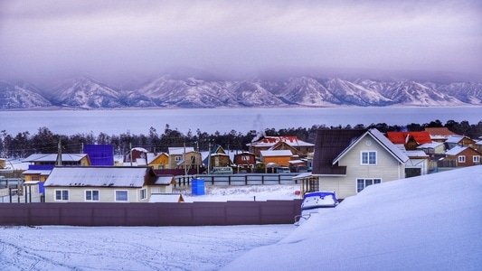 风光-贝加尔湖-冬日-雪山-建筑 图片素材