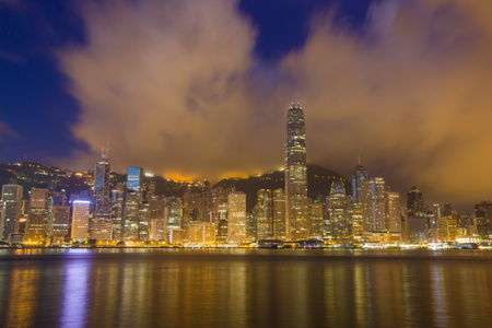 香港-维多利亚港-晨曦-风云-摩天大楼 图片素材