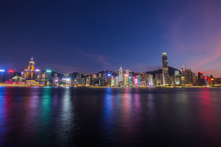 香港-旅游-维多利亚港-摩天大楼-晚霞 图片素材