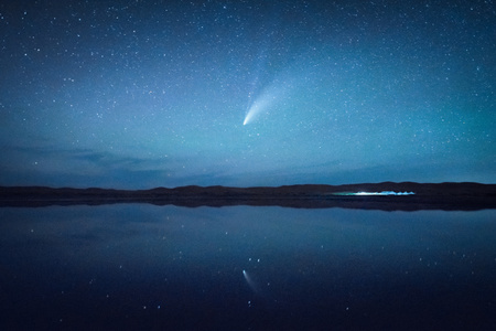 彗星-星空-夜景-倒影-湖泊 图片素材